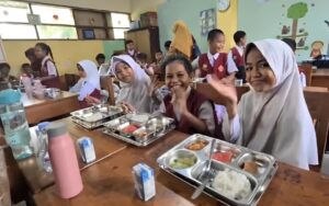 Screenshot_20260218-230433